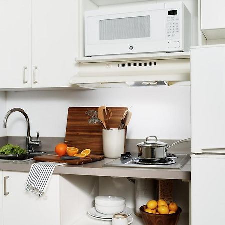 Intown Suites Extended Stay Raleigh Nc- Capital Blvd ภายนอก รูปภาพ