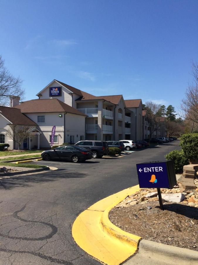 Intown Suites Extended Stay Raleigh Nc- Capital Blvd ภายนอก รูปภาพ